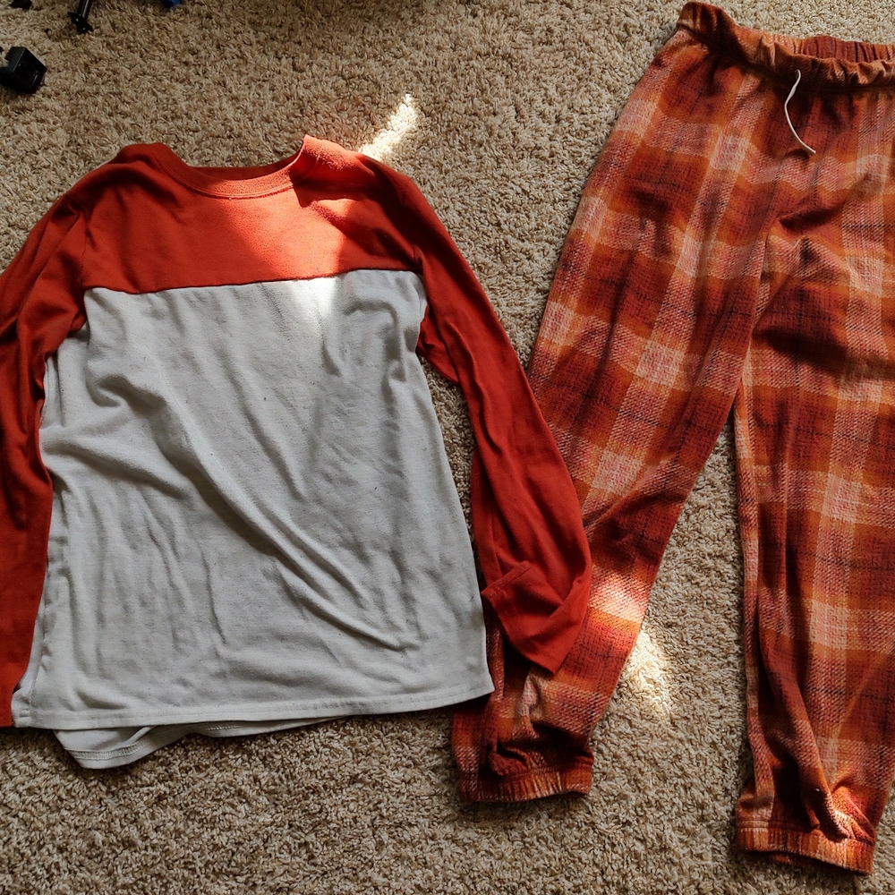 Cat & Jack Rust and Cream Kids Two-Piece Pajama Set